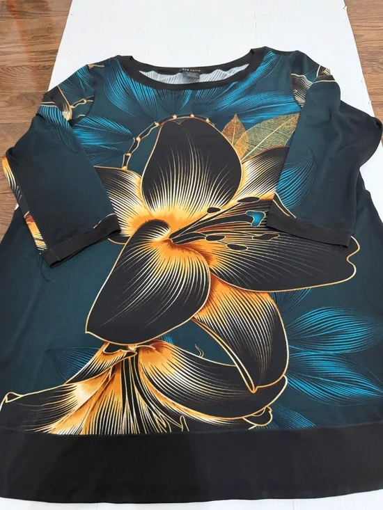 Eva Varro Tunic. Size Large. - Picture 7 of 9